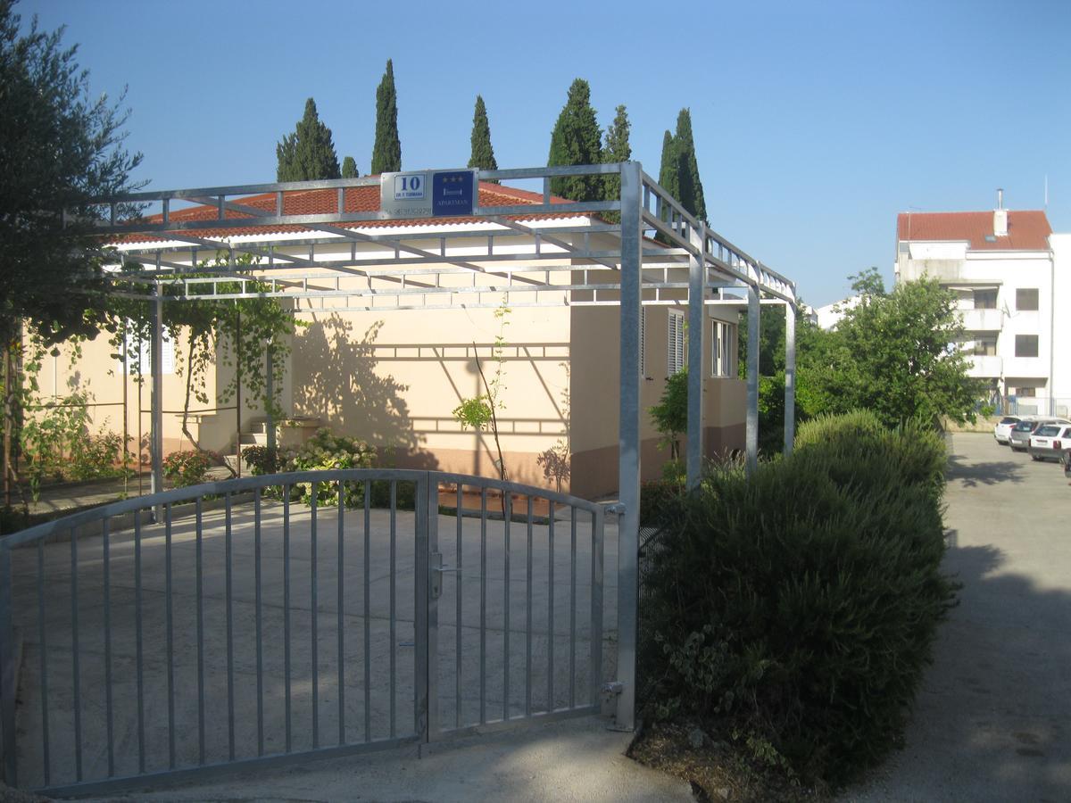 Apartments Radic Trogir Exterior photo